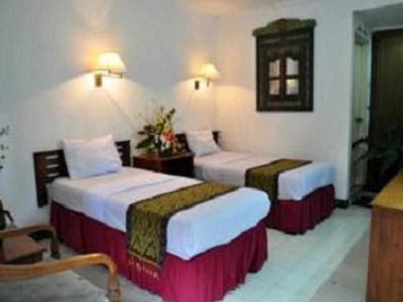 Hotel Tanjung Emas Surabaya Exterior foto