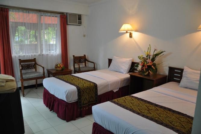 Hotel Tanjung Emas Surabaya Exterior foto